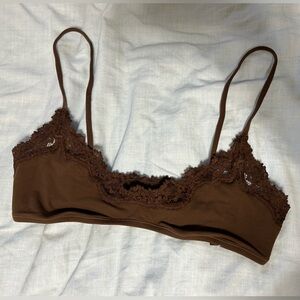 Skims lace scoop bralette size M